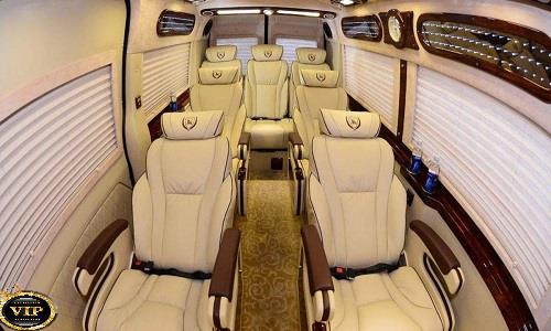 xe-limousine-ha-noi-ben-trong