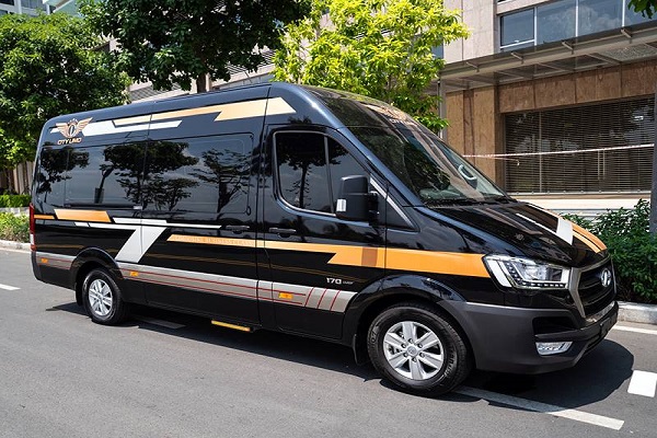thue-xe-ha-noi-limousine